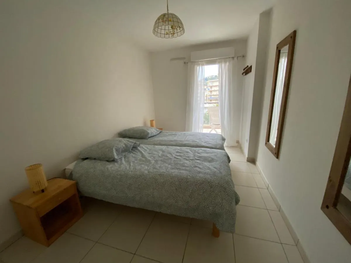 Beau 3 P. Parfaitement Situe Et Place De Parking A Disposition Menton Apartment