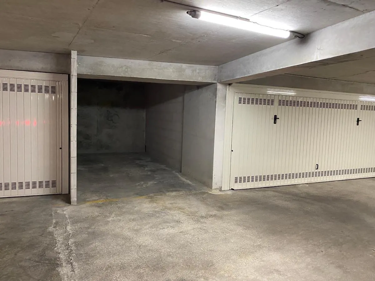 Apartment Beau 3 P. Parfaitement Situe Et Place De Parking A Disposition Menton